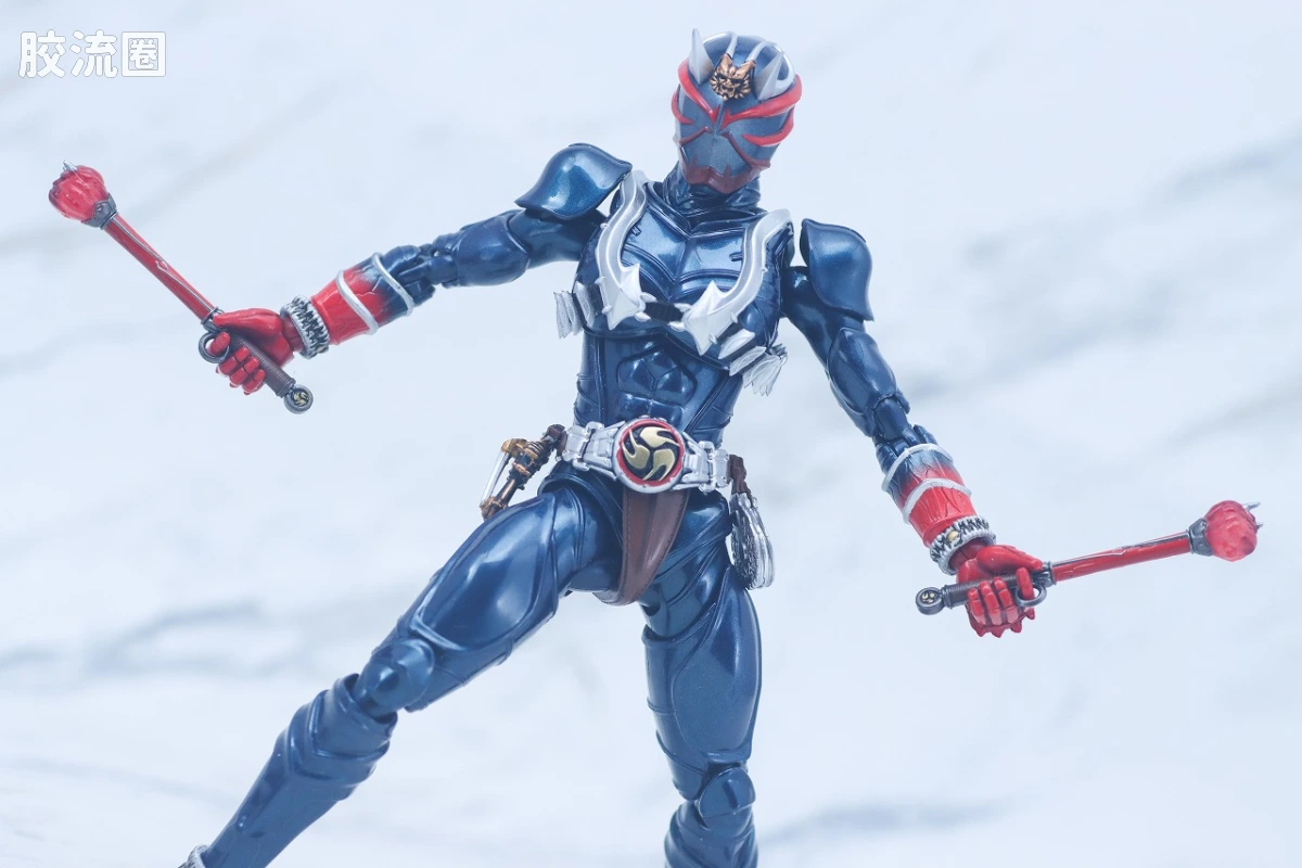 SHF 真骨雕假面骑士系列 假面骑士响鬼 20th Anniversary Ver. - 图片